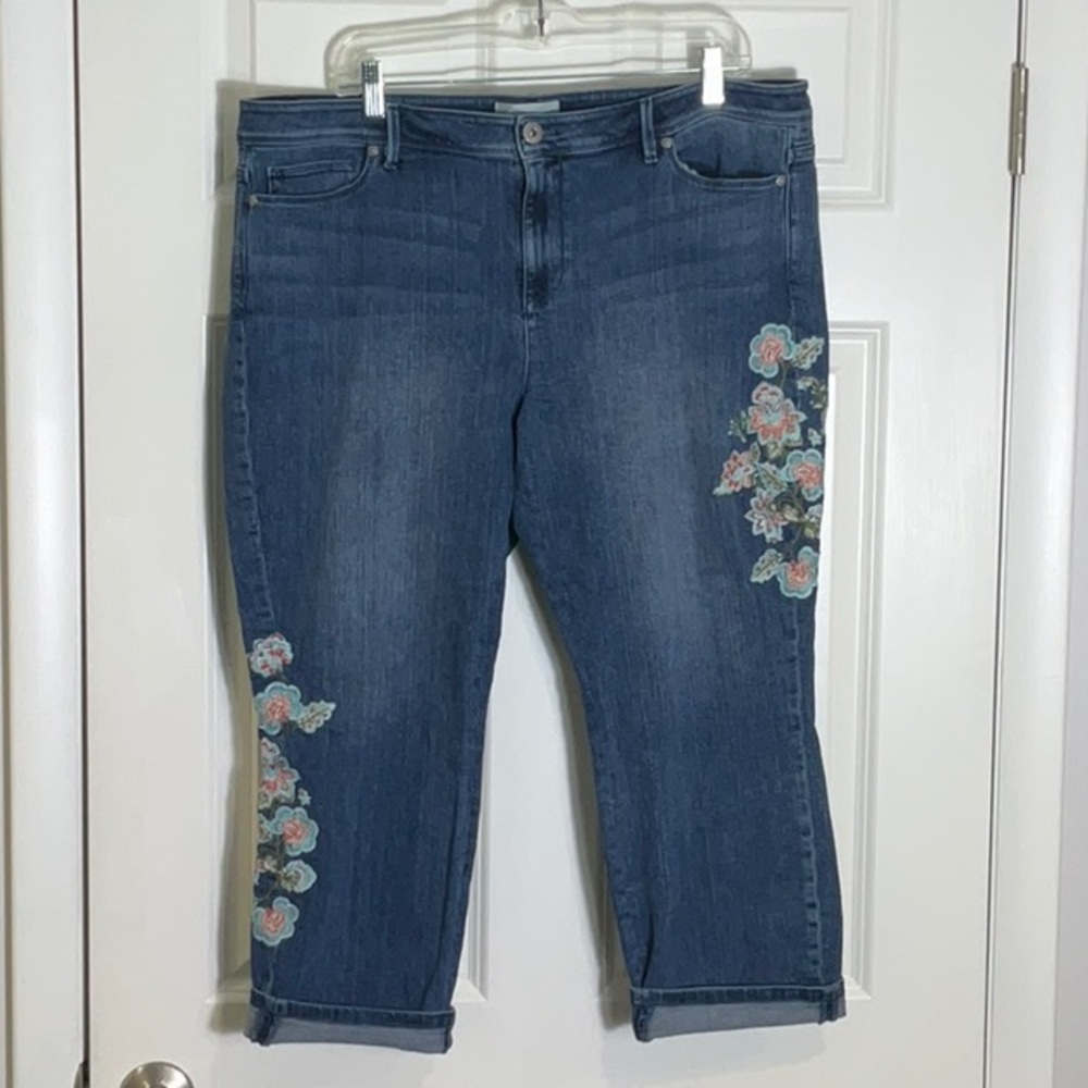 J. Jill Embroidered Denim Crop - Picture 5 of 16